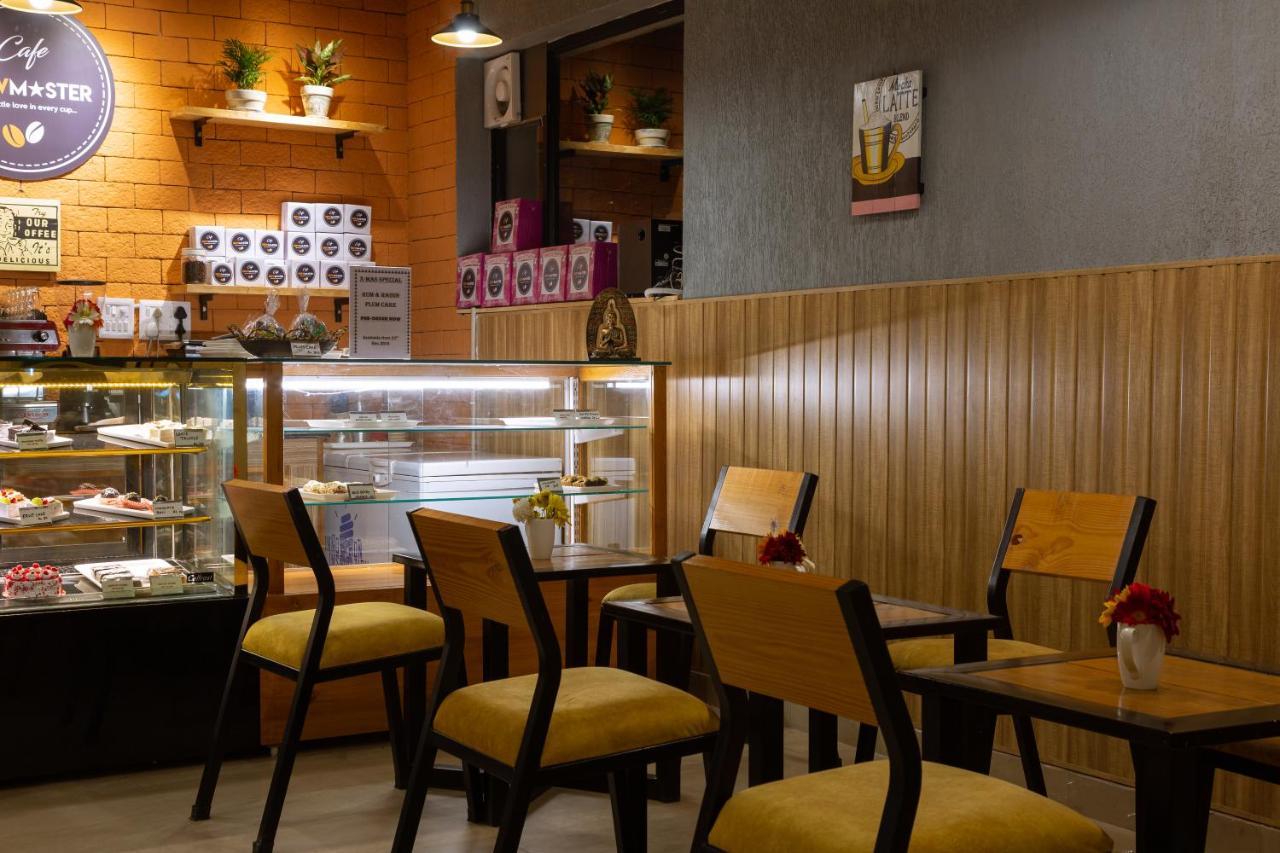 Hotel Peepal Tree Rishikesh Bagian luar foto