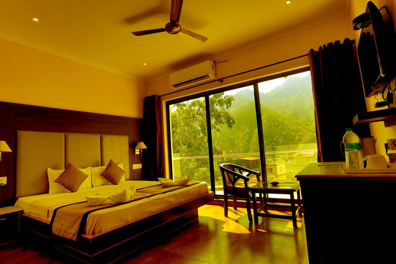 Hotel Peepal Tree Rishikesh Bagian luar foto