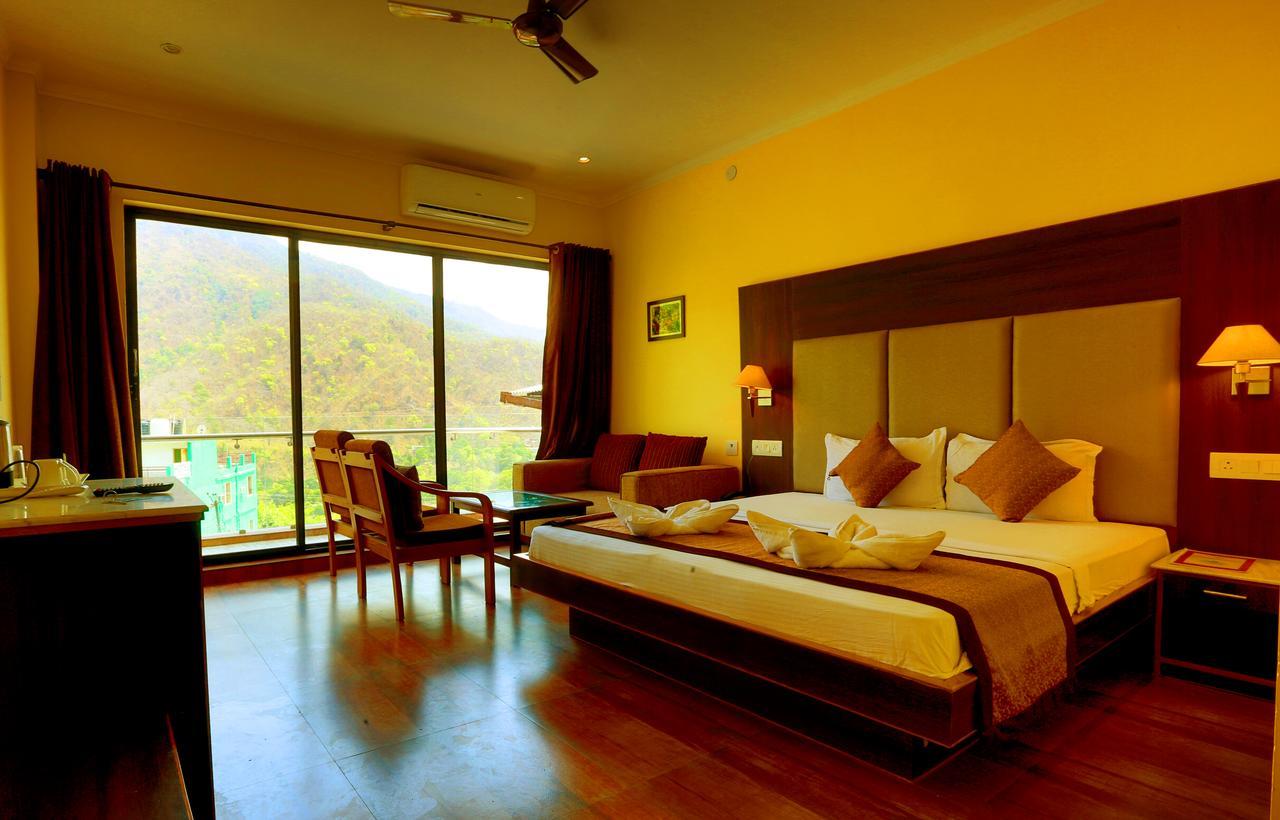 Hotel Peepal Tree Rishikesh Bagian luar foto