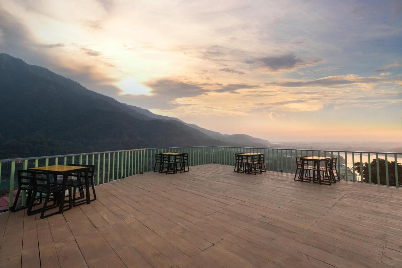 Hotel Peepal Tree Rishikesh Bagian luar foto