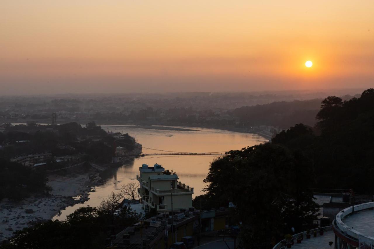 Hotel Peepal Tree Rishikesh Bagian luar foto